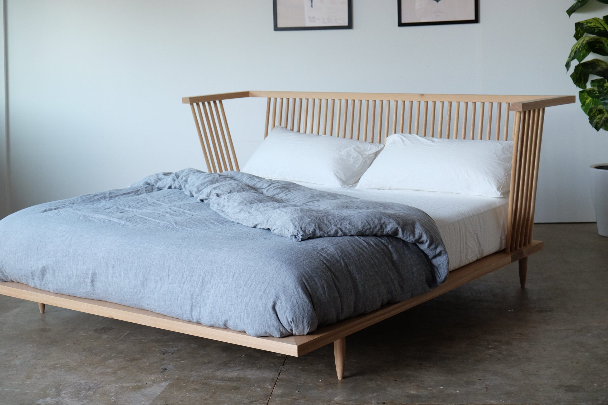 platform bed with chair